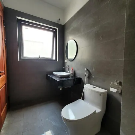Noi Bai Flight Path Homestay Hanoi Exterior photo